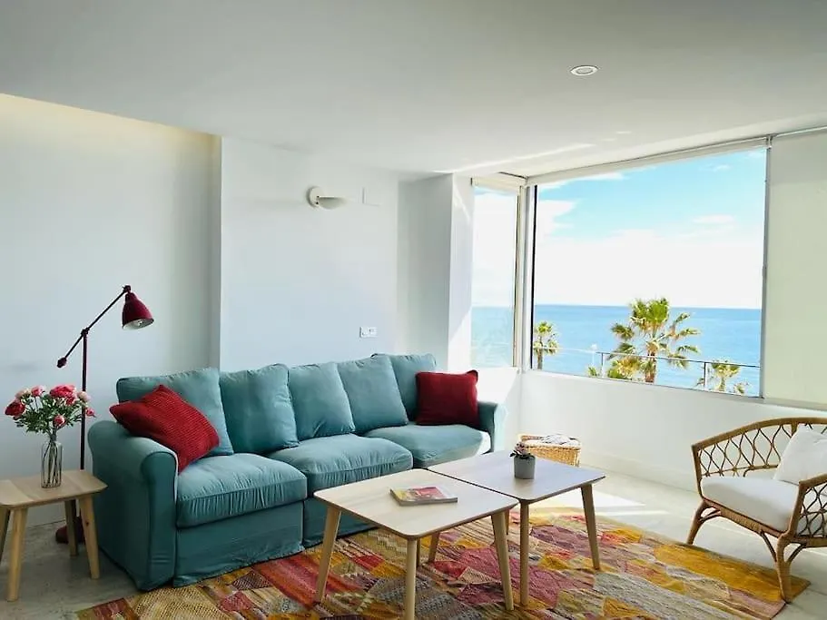 Moderno Y Completo Apartamento Frente Al Mar Málaga España